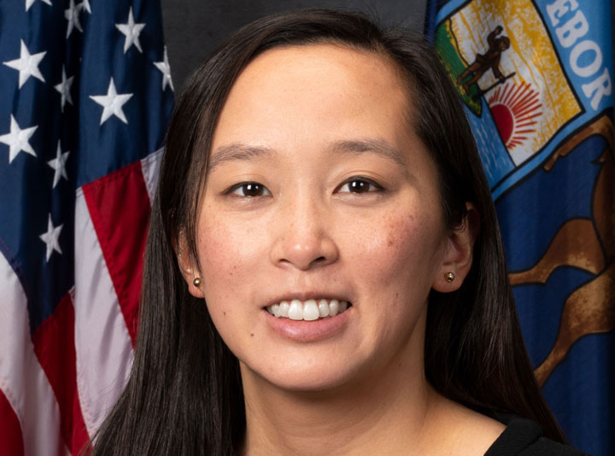 Sen. Stephanie Chang headshot