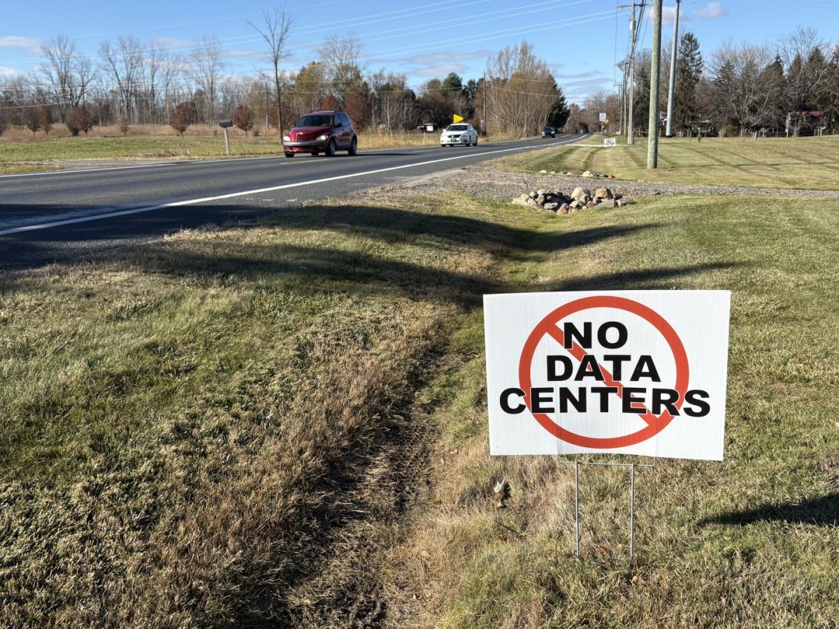 A sign says "no data centers"