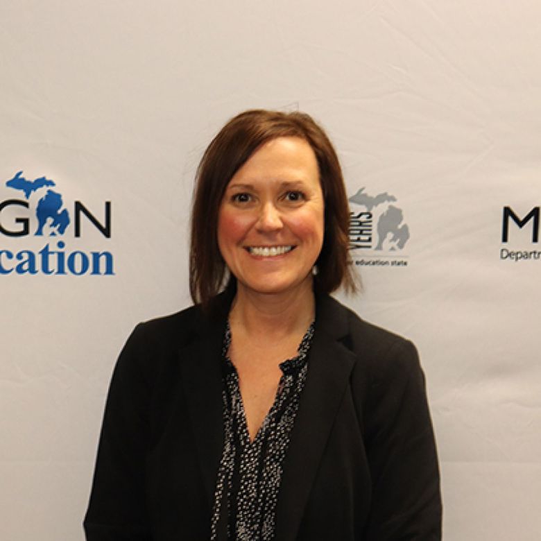 Lisa Brewer Walraven headshot