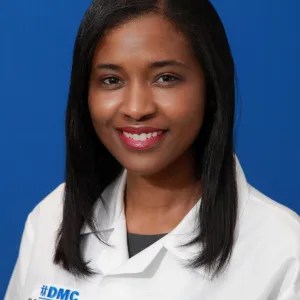 Dr. Latonya Riddle-Jones headshot.